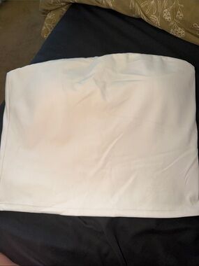 Women's White Strapless Tube Top